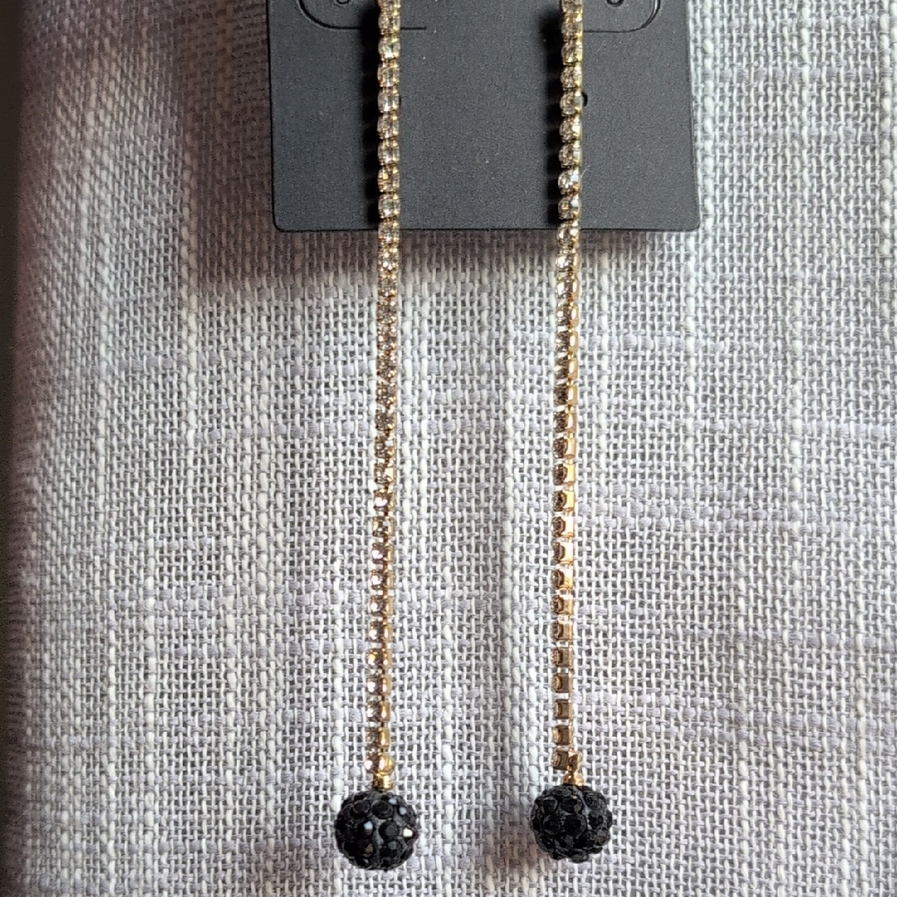 Elegant Gold and Black Drop Earrings